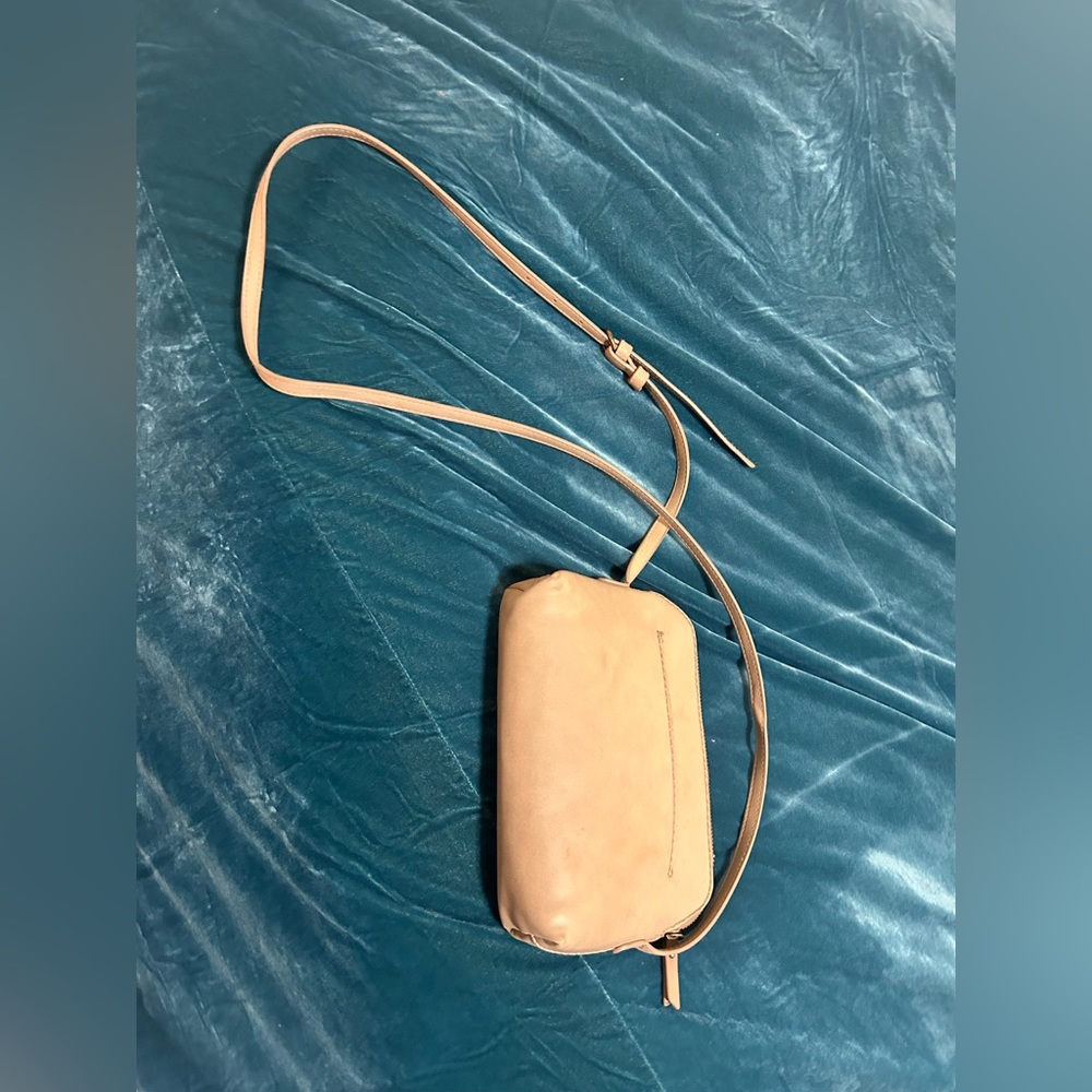 Cross body bag tan